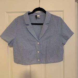 H&M crop button down